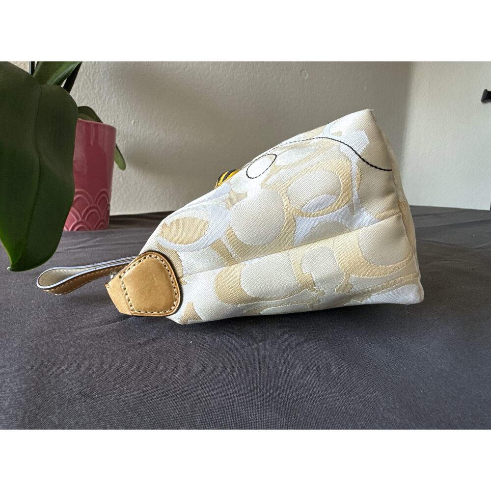 Coach Vintage Bumble Bee Demi Pouch Optic C Bag 7440 - Picture 6 of 9